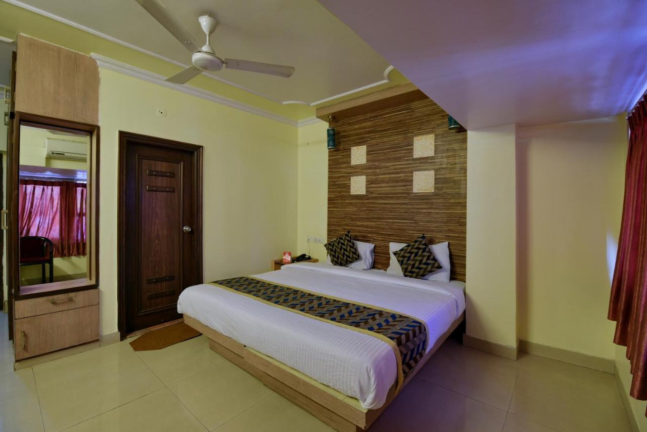 Oyo 2289 Hotel Radha Palace Kukas المظهر الخارجي الصورة